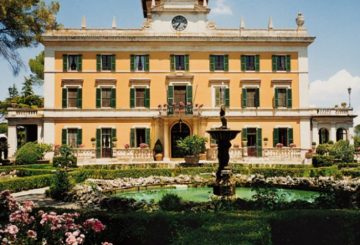 Buying an 18th century villa in Umbria.With an Italian garden and beautiful fountains