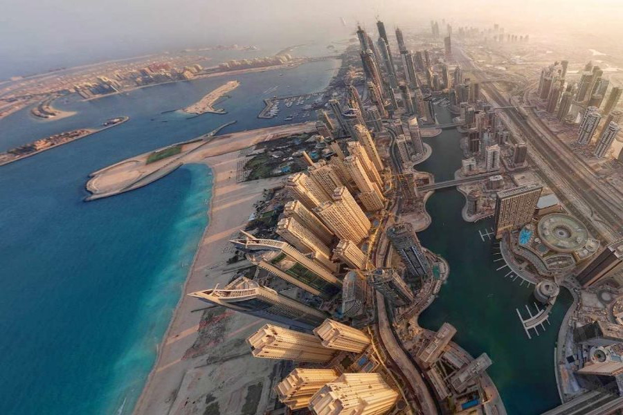 2014 properties costs: + Dubai, – Hong Kong