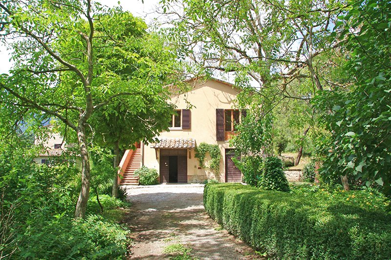 Great Estate sells a beautiful farmhouse in Cetona
