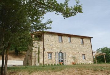 Roberto Biggera and the sale of an amazing Tuscan farmhouse to some Belgian clients