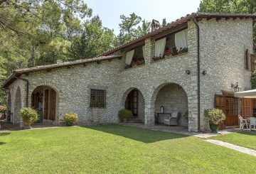 The splendid Villa in Clitunno sold to international clients