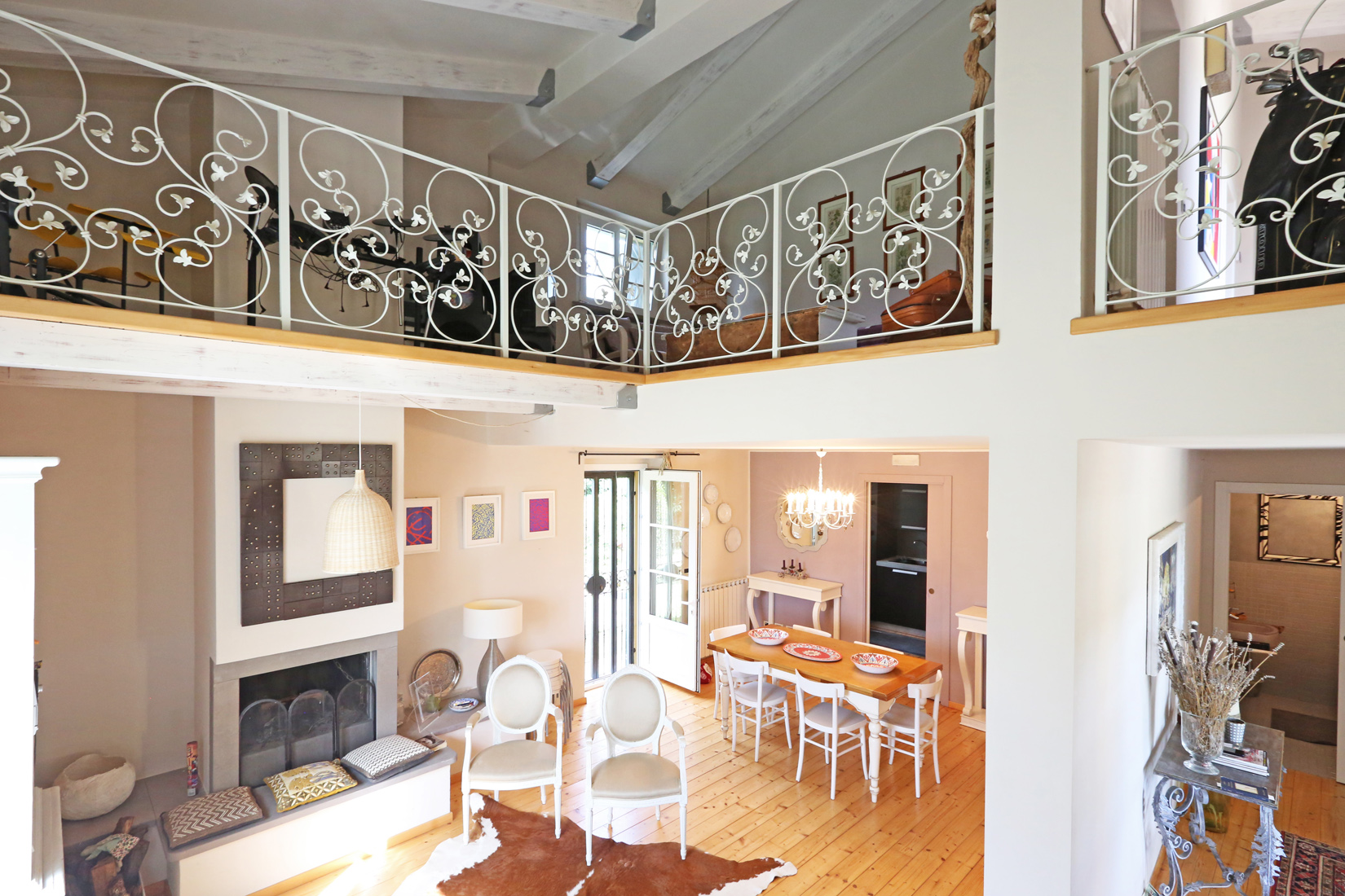 HOME 47: Style and design within a walking distance from the Trasimeno Lake