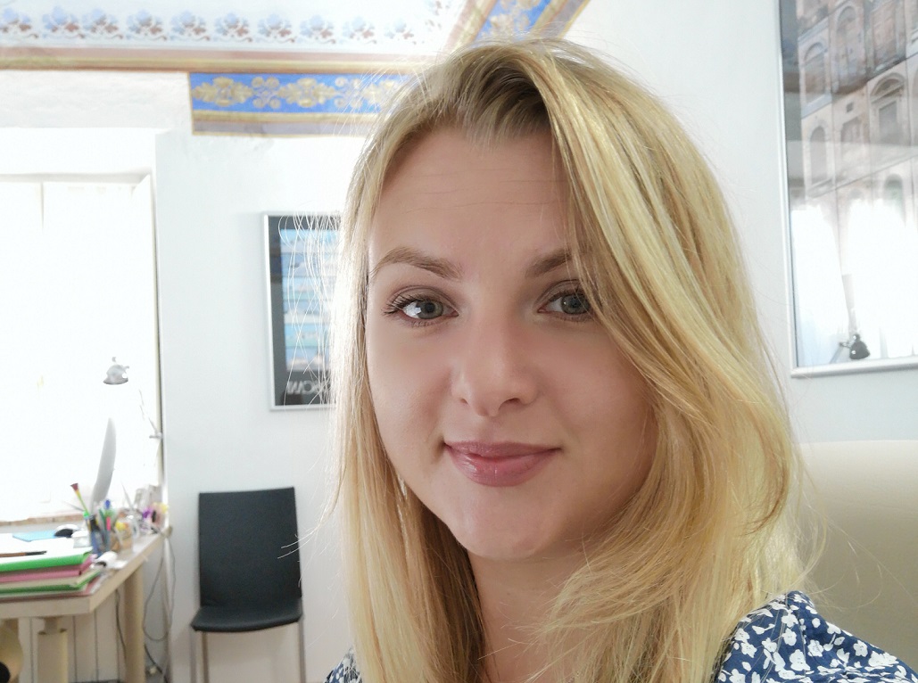 La consulente Iuliia Sharenko e la vendita di “Appartamento Elena”