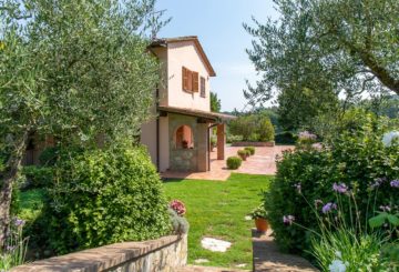 Nicolò Cordone e la vendita di “Villa Rosa” in Toscana