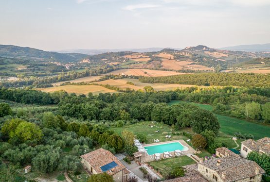 Desire to live in Umbria: Great Estate sales analysis